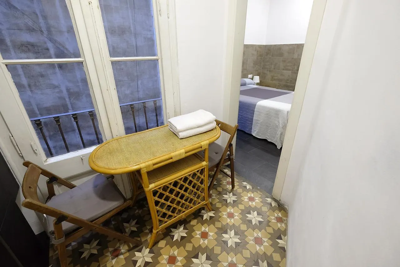 Affittacamere Lenin Hostel Barcellona