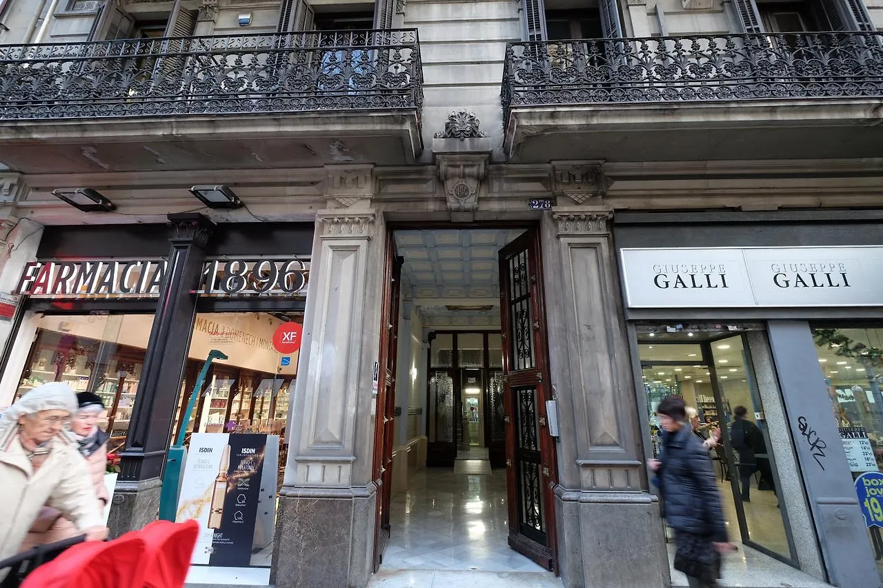 Lenin Hostel Barcellona Spagna