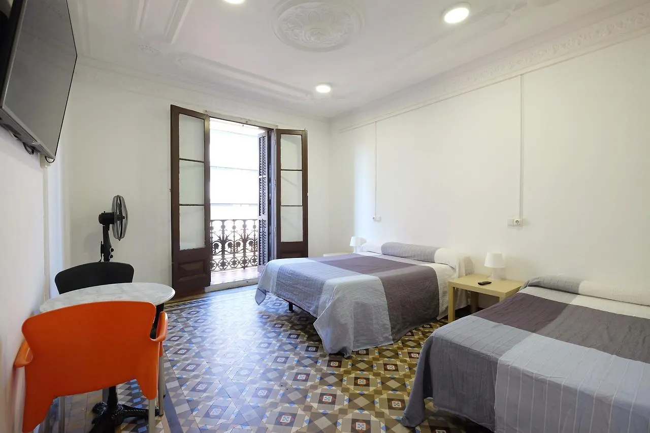 Lenin Hostel Barcellona 2*,  Spagna