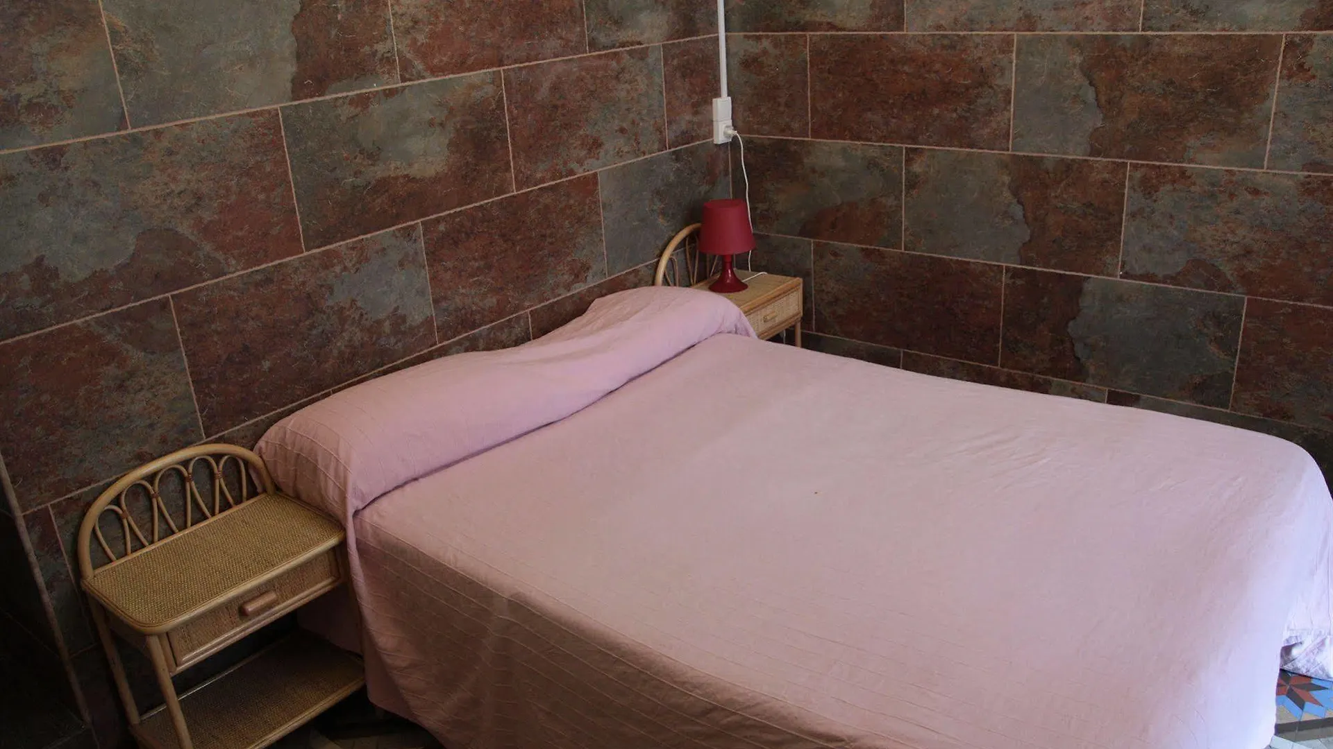 ** Maison d'hôtes Lenin Hostel Barcelone Espagne