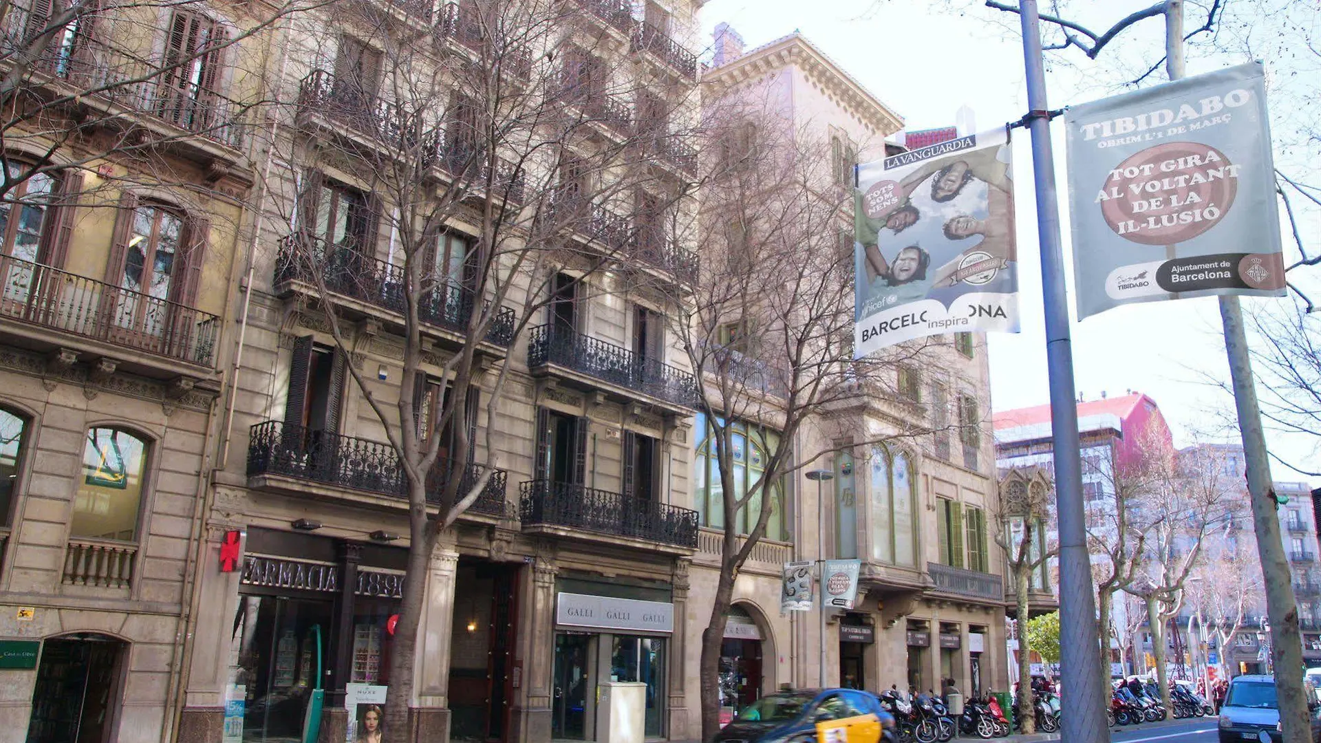 Lenin Hostel Barcellona Affittacamere